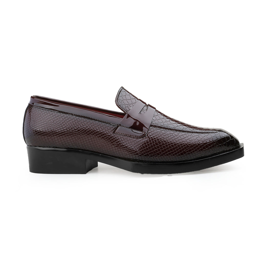 BAXXICO Premium Crocodile Texture Loafers with Elevated Heel Design