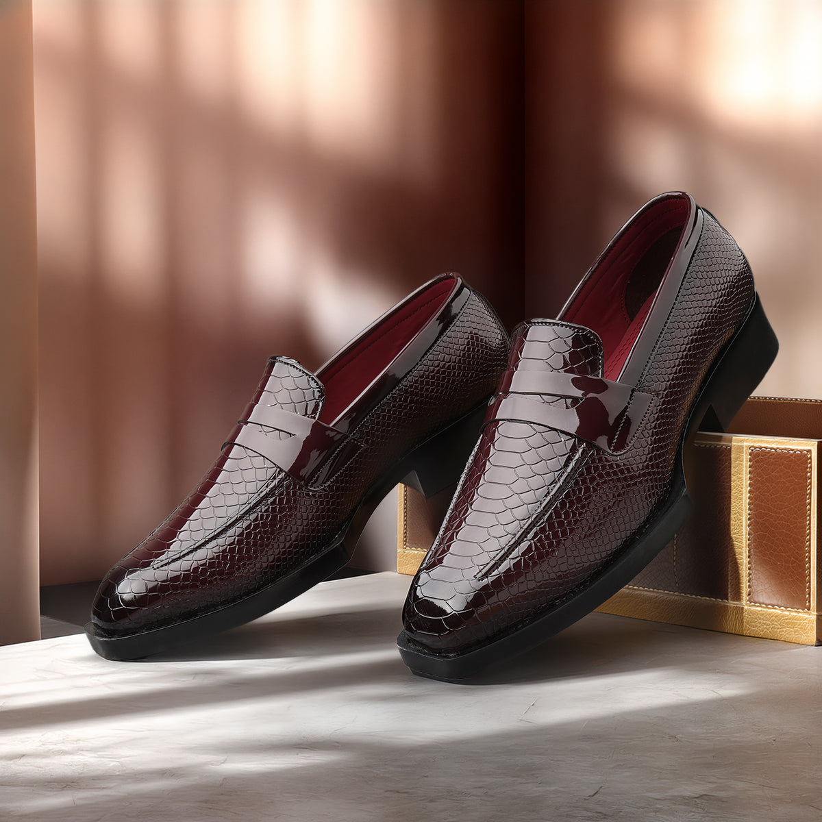 BAXXICO Premium Crocodile Texture Loafers with Elevated Heel Design