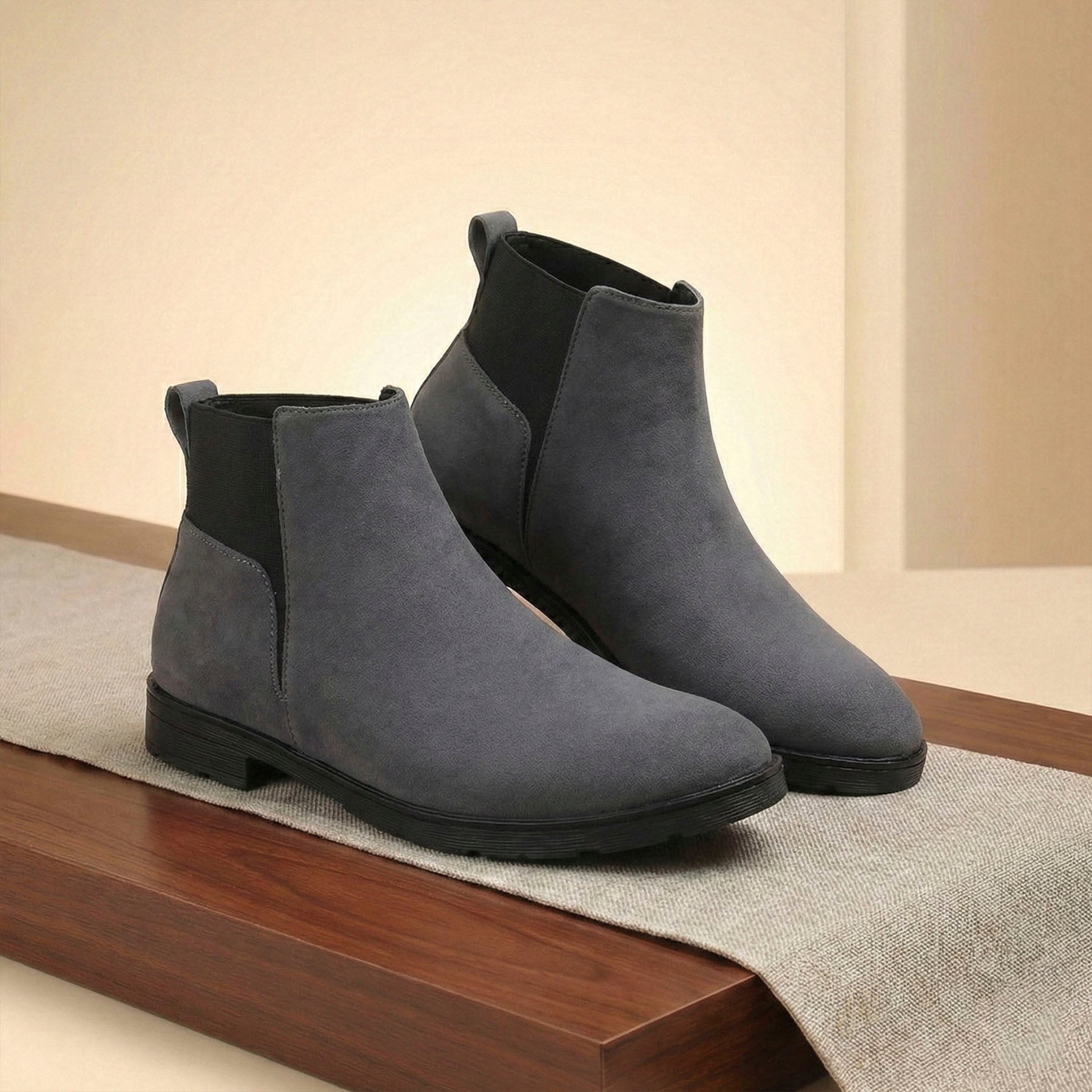BAXXICO Mens Chelsea Boots Clean Lines Confident Style