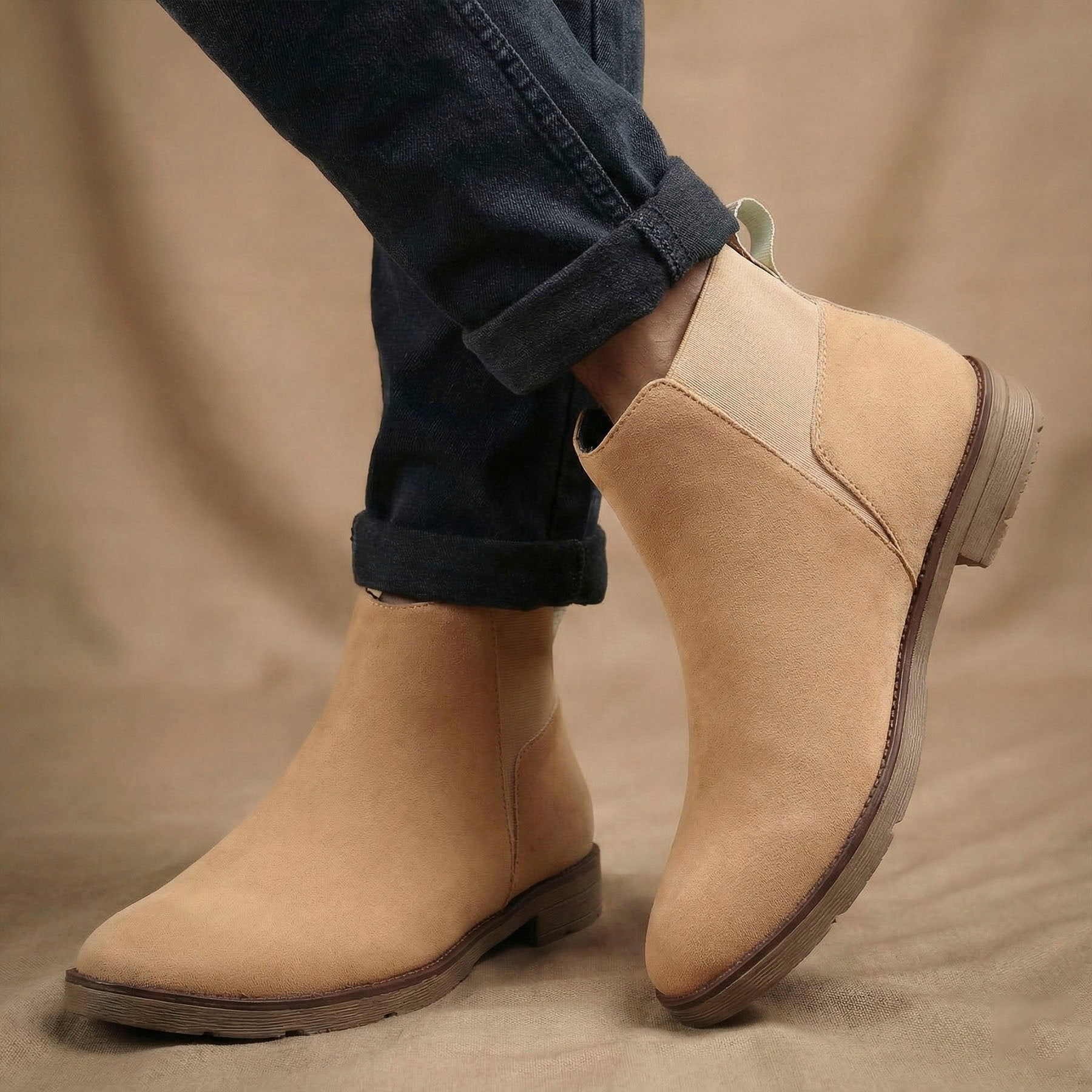 BAXXICO Mens Chelsea Boots Clean Lines Confident Style