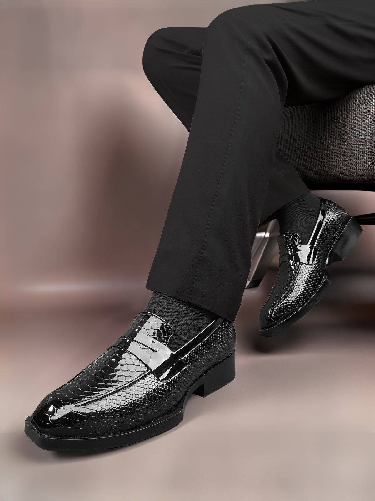 BAXXICO Premium Crocodile Texture Loafers with Elevated Heel Design