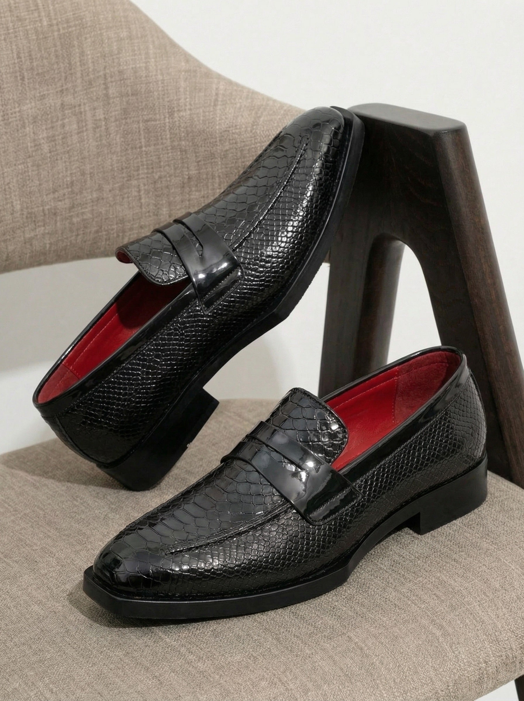 BAXXICO Premium Crocodile Texture Loafers with Elevated Heel Design