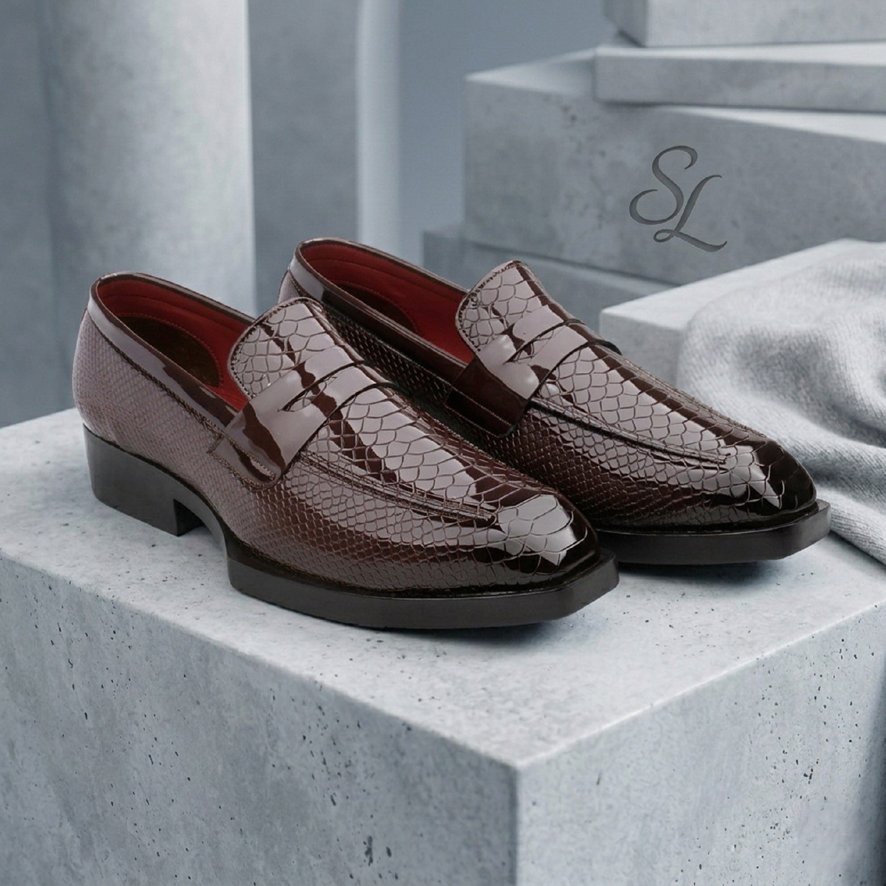 BAXXICO Premium Crocodile Texture Loafers with Elevated Heel Design